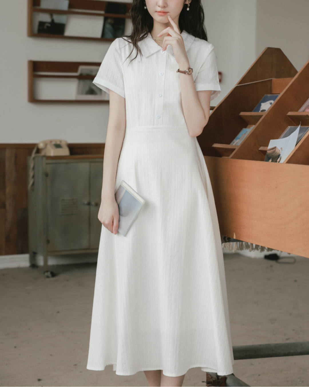 Eira Light Collar Midi Dress