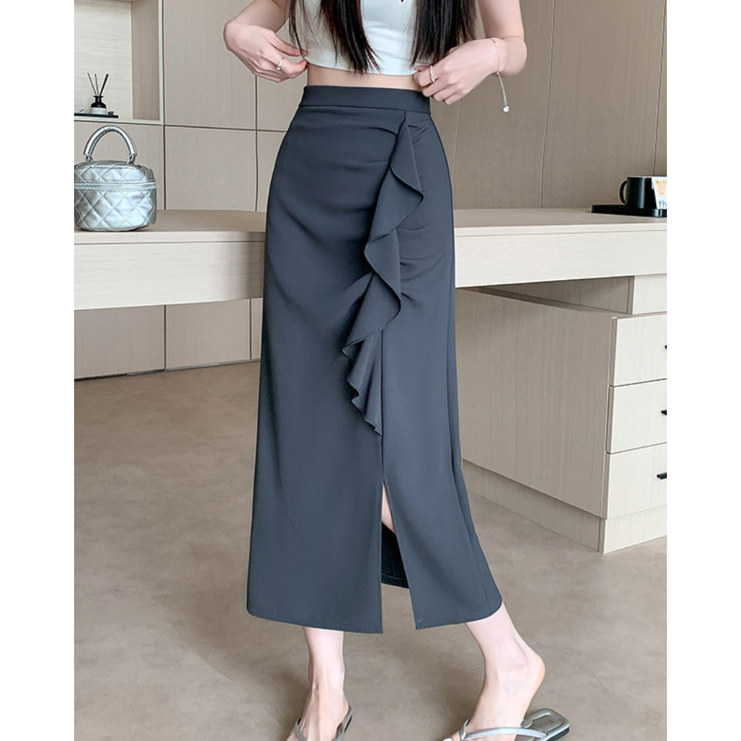Noa Curve Ruffle Slit Skirt