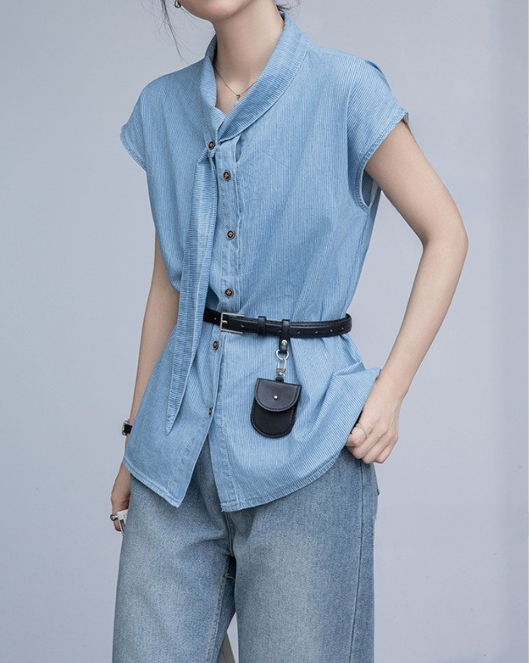Elise Curve Tie Collar Blouse