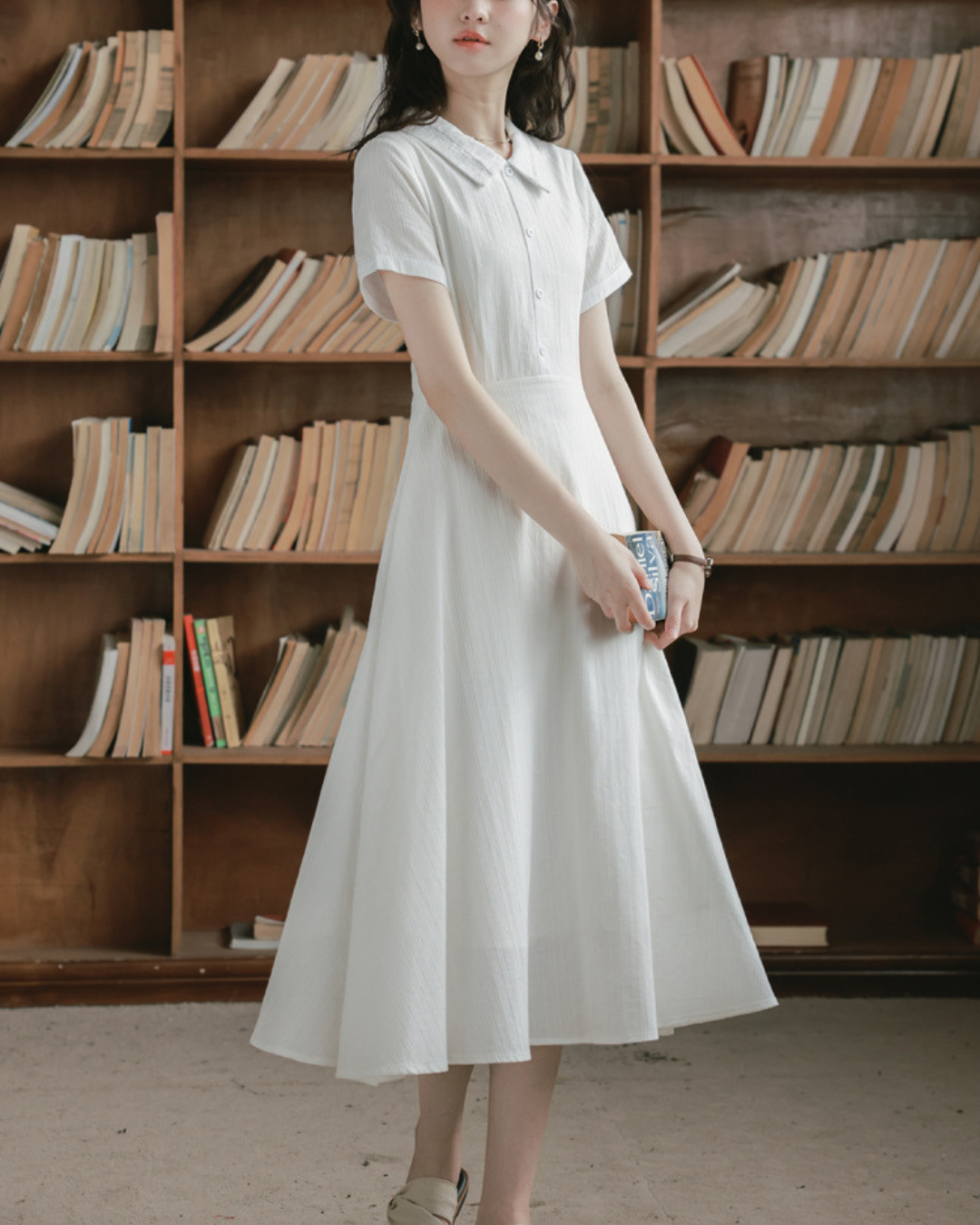 Eira Light Collar Midi Dress