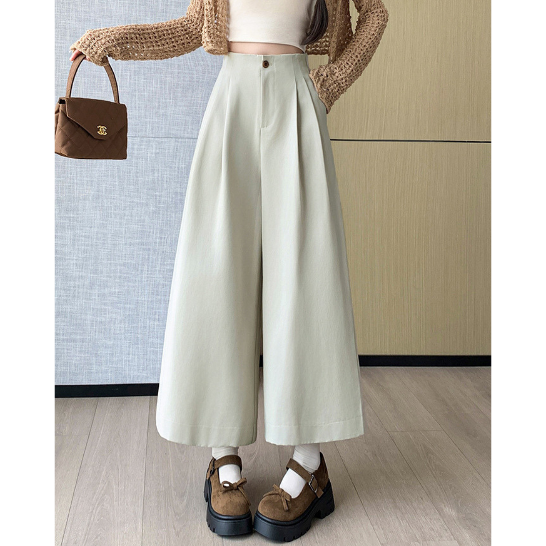 Mara Ease Crop Pleat Pants