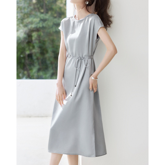 Silva Calm Belted Midi Dress