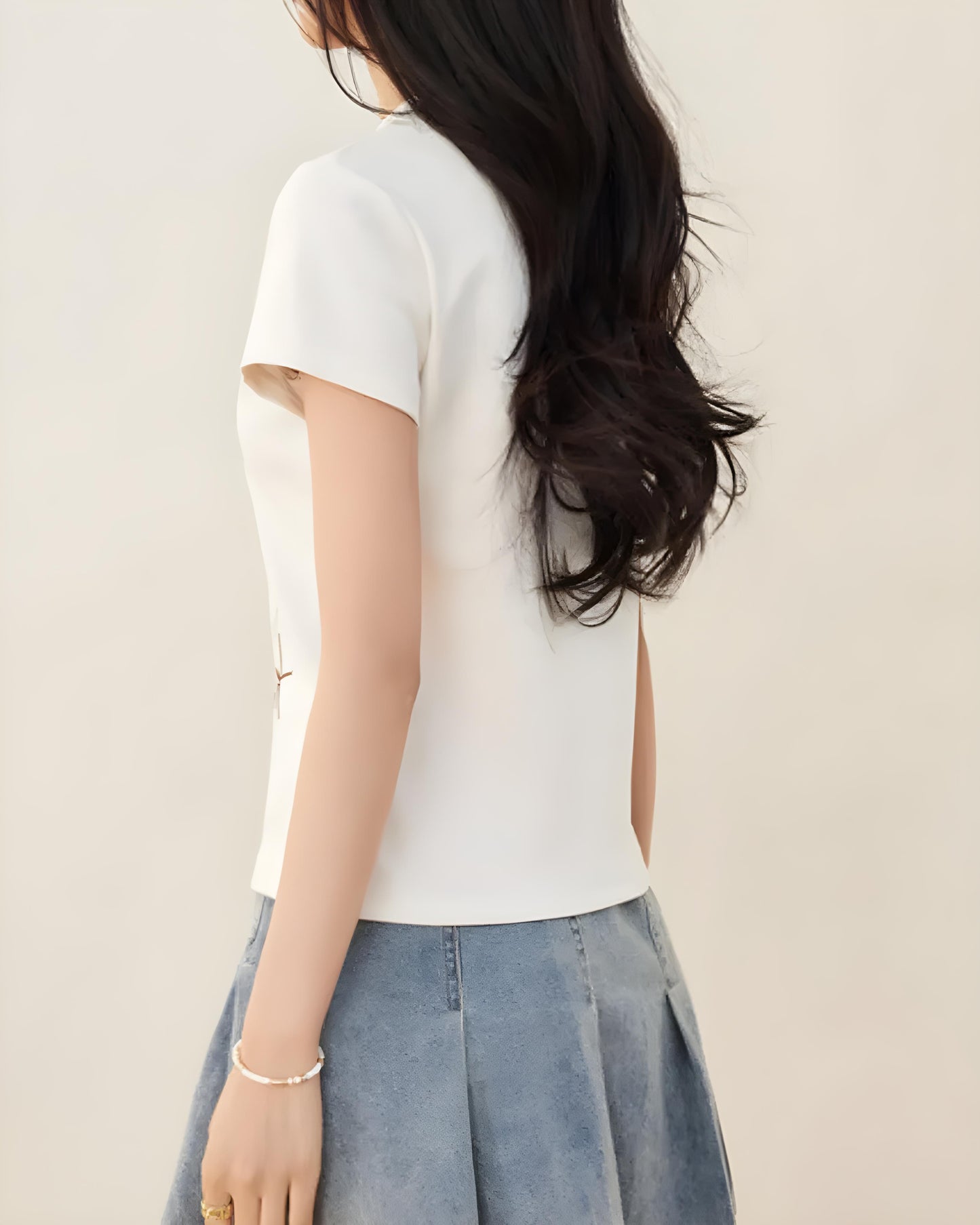 Mira Sea Breeze Embroidered T-Shirt